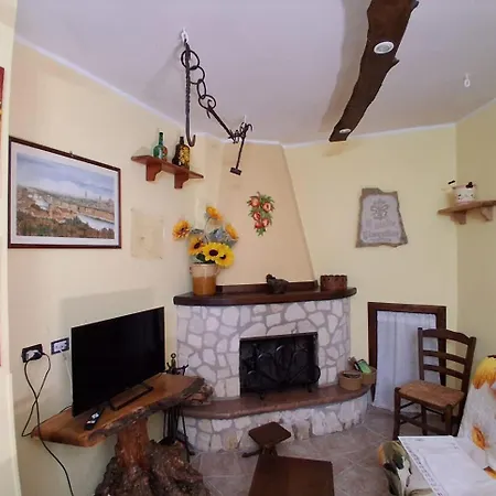 Vakantiehuis Il Girasole Sasso di Castalda