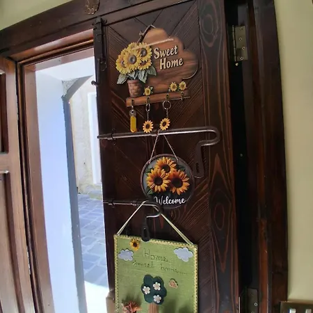 Il Girasole Vakantiehuis Sasso di Castalda